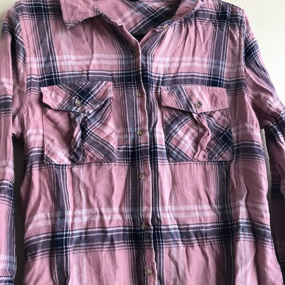 Pinkish Soft Plaid shirt